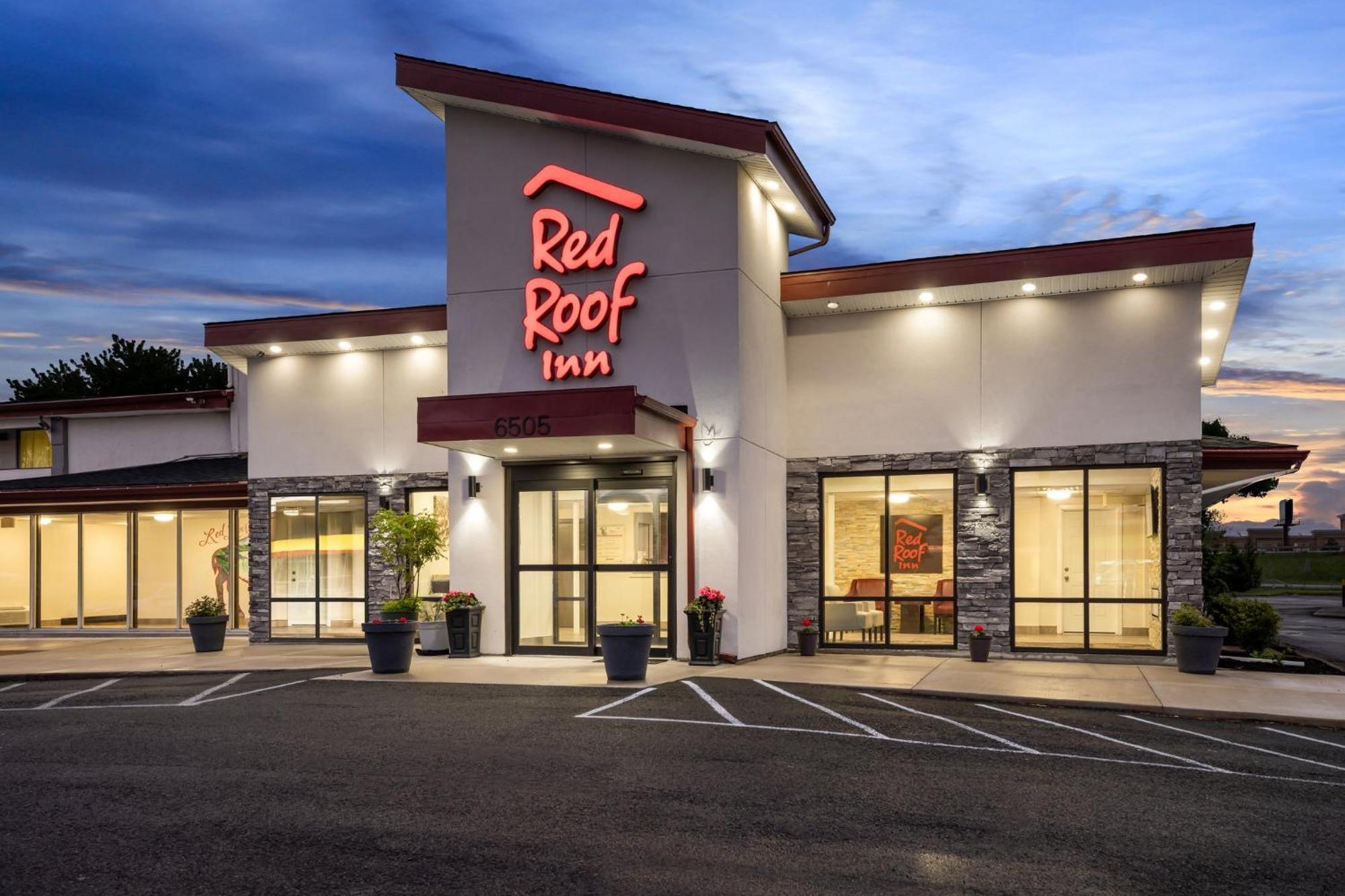 Red Roof Inn Niagara Falls Exterior photo